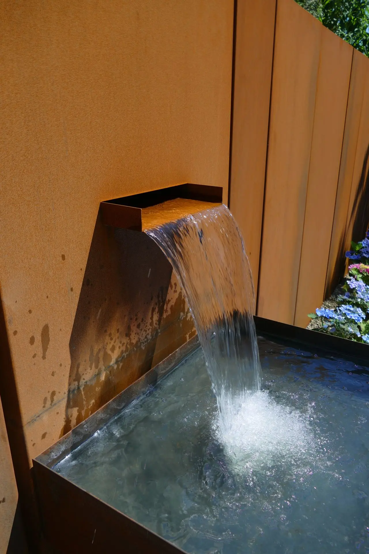 Cortenstaal waterval