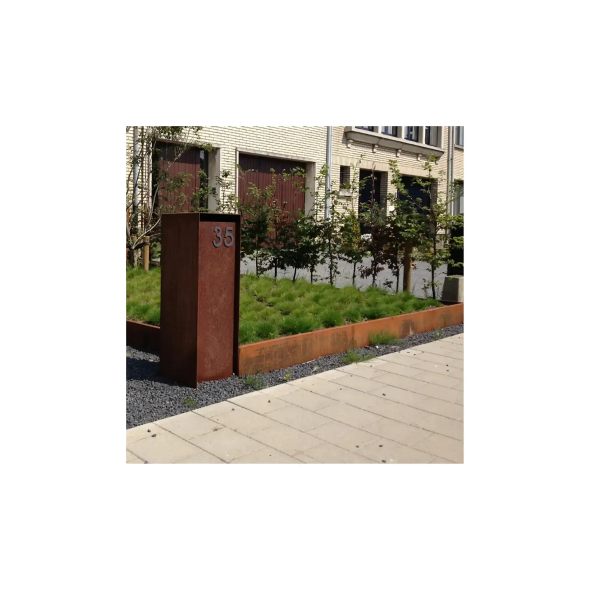 Kantopsluiting EDGE cortenstaal met omplooi