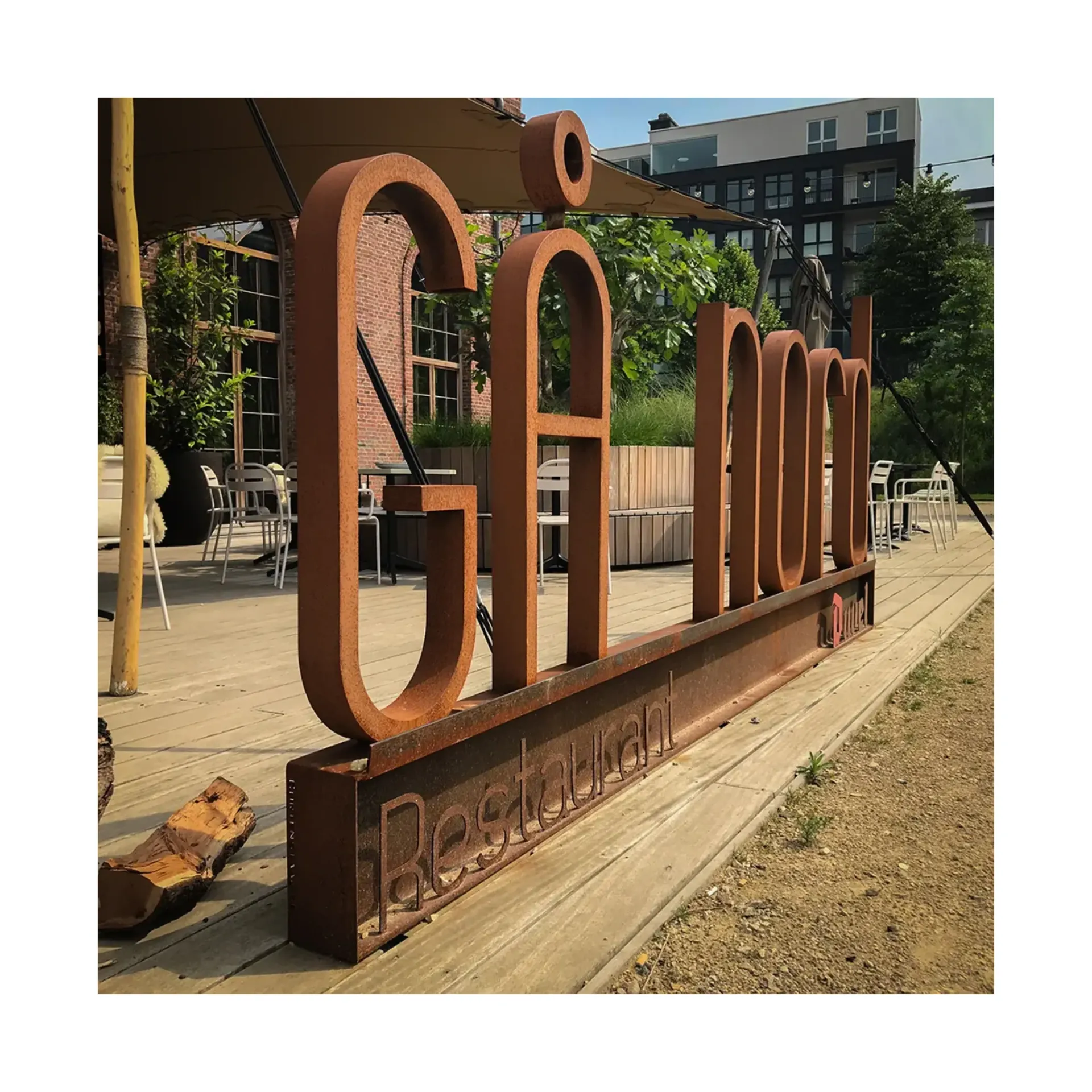 Reclameletters cortenstaal SIGN